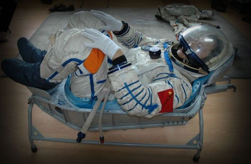 天津大学3D打印神舟十号航天员坐垫